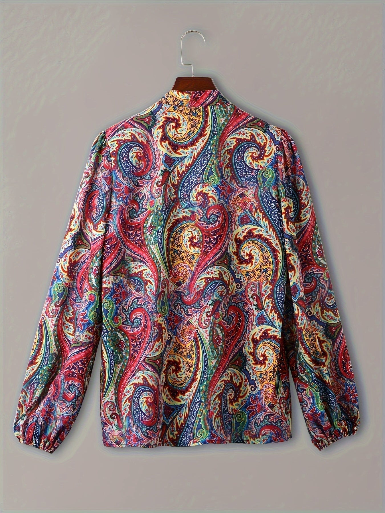 Classic Vintage & Enduringly Stylish Blouse