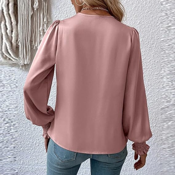 Polished Blouse with an Effortless Classic Look