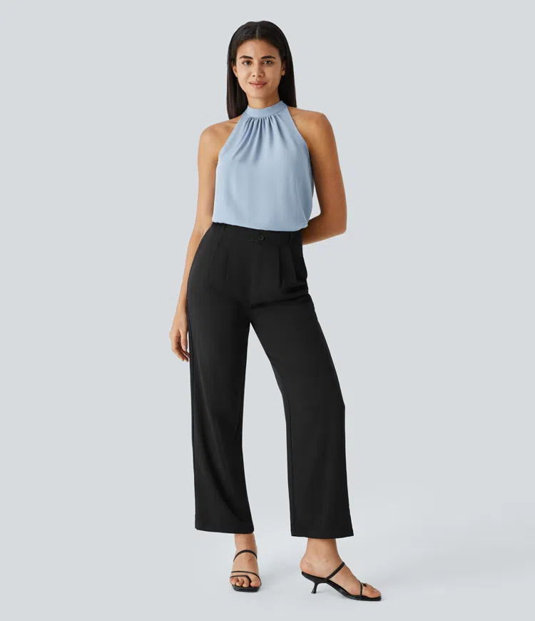 Classic Vintage Blouse with a Flattering Fit