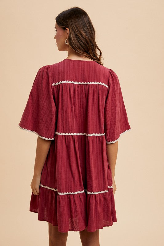 Classic Vintage Dress with a Flattering Fit