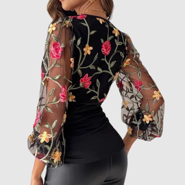 Classic Vintage & Enduringly Stylish Blouse