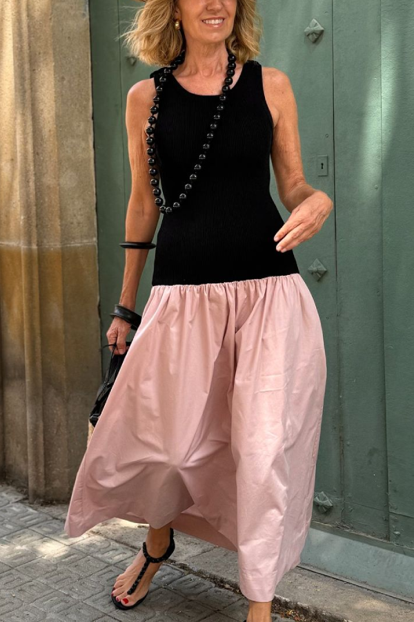 Sophisticated Dress with a Clean Classic Look