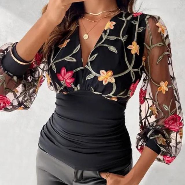Classic Vintage & Enduringly Stylish Blouse