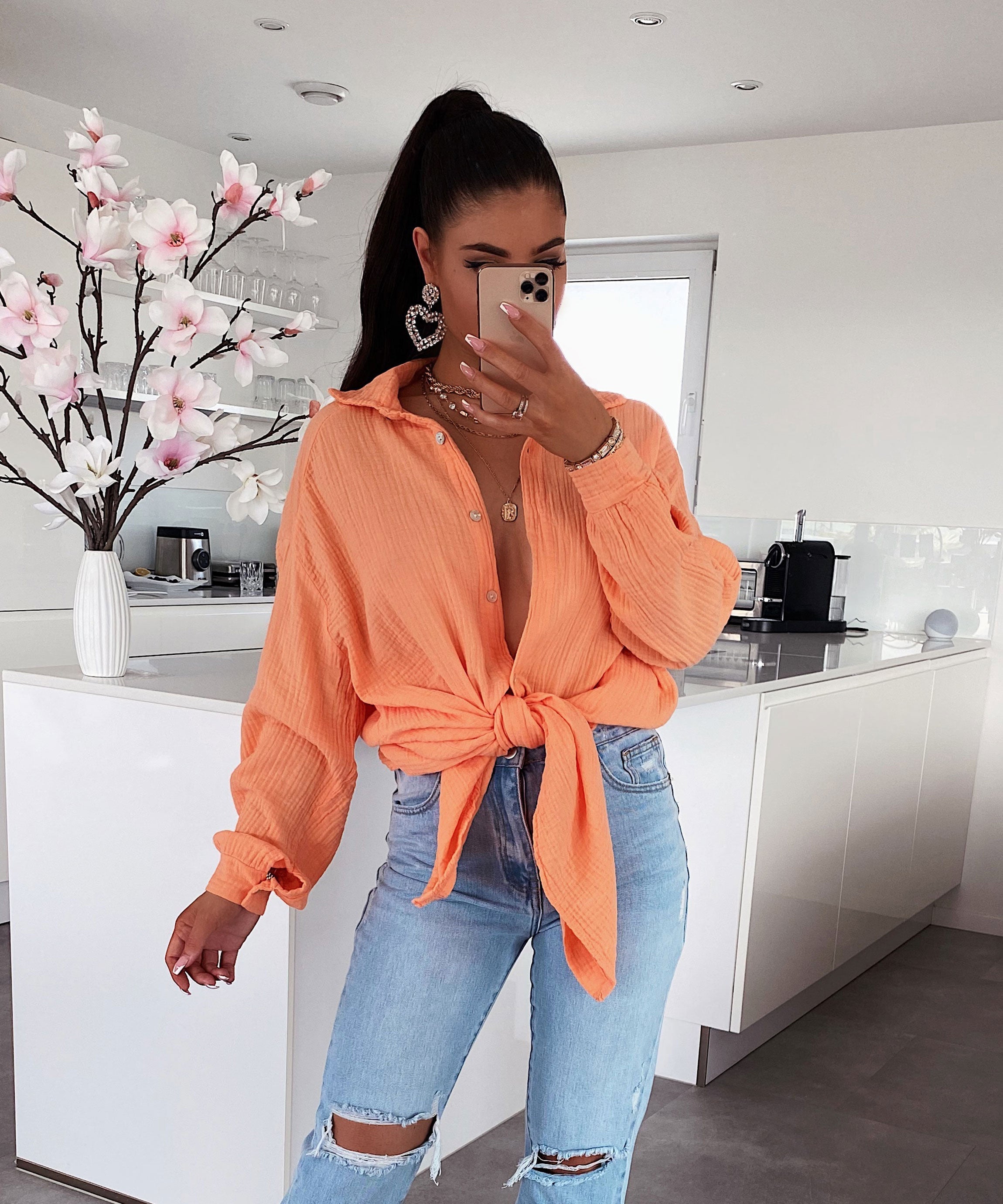 Elegantly Styled Blouse for Everyday Wear