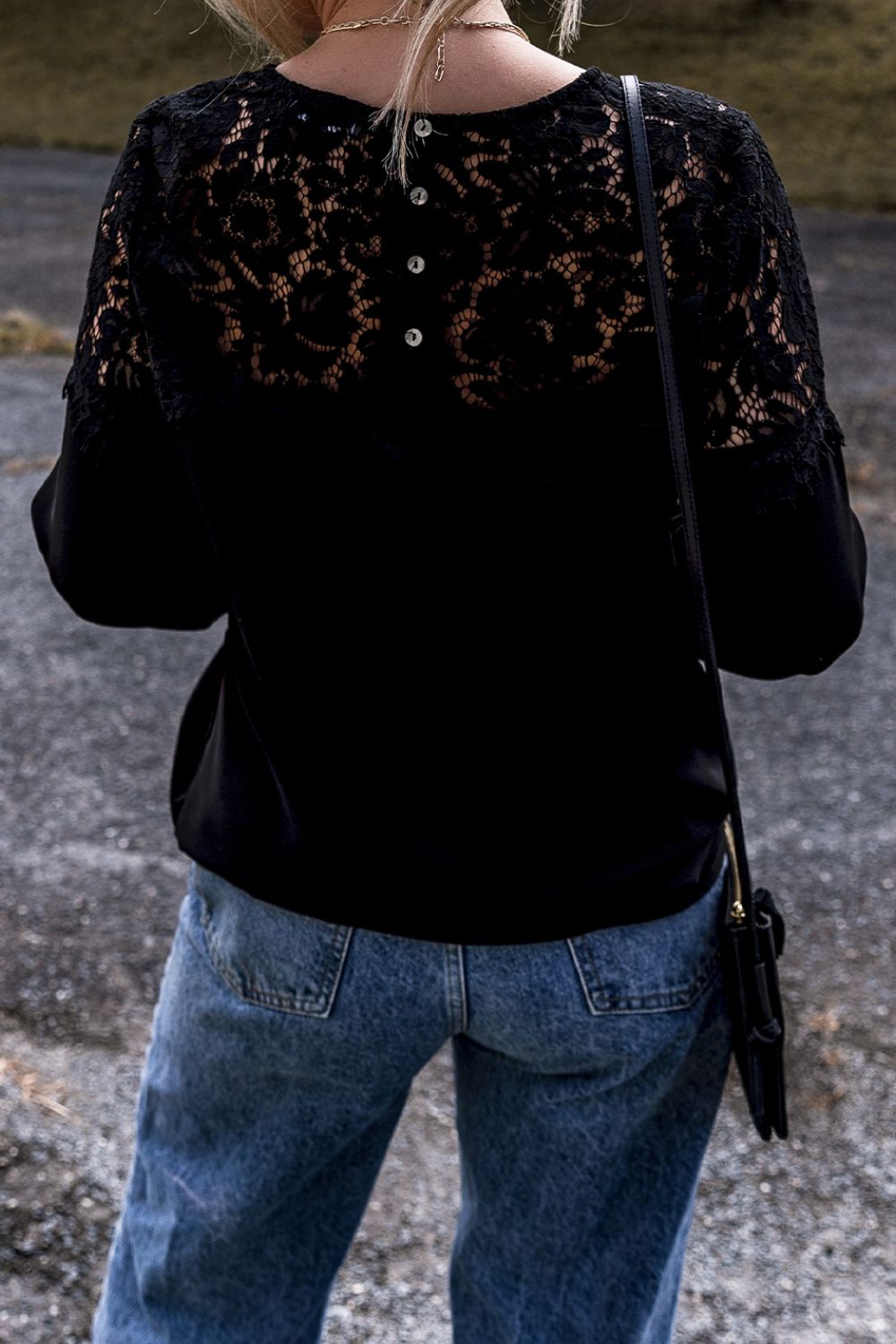 Elegantly Styled Blouse for Everyday Wear