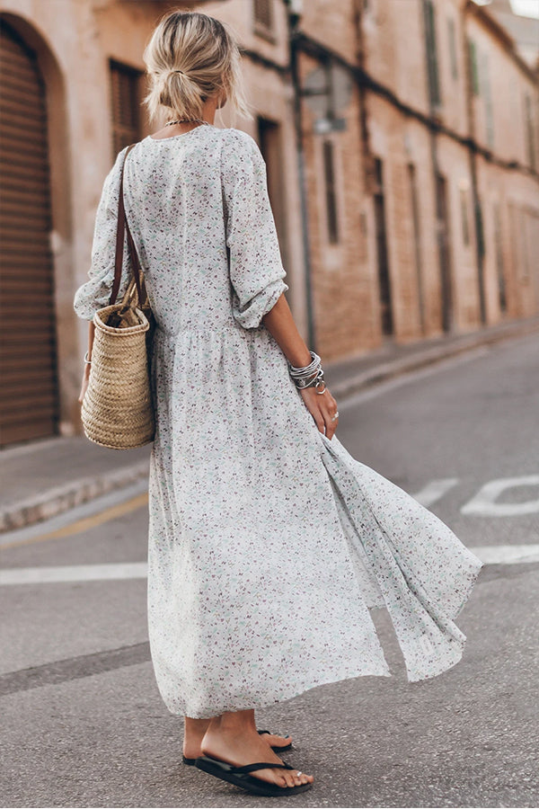 Sophisticated Dress with a Clean Classic Look