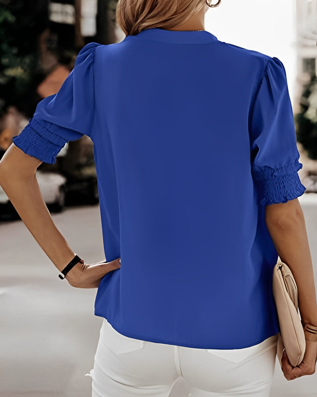 Sophisticated Blouse with a Clean Classic Look