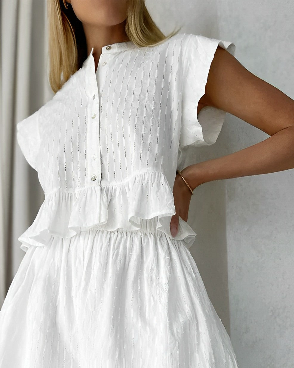 Sophisticated Dress with a Clean Classic Look