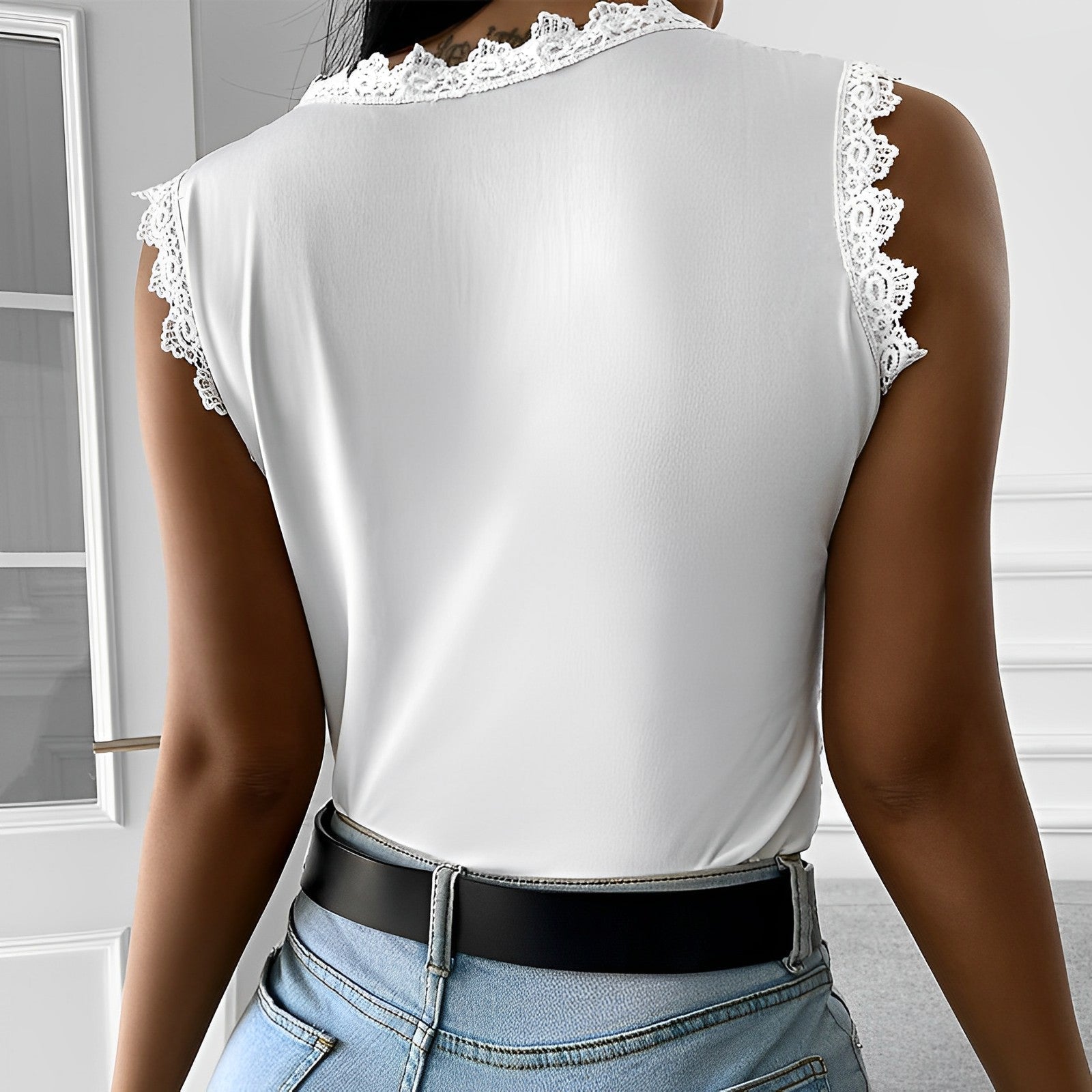 Classic Vintage Shirt with a Flattering Fit