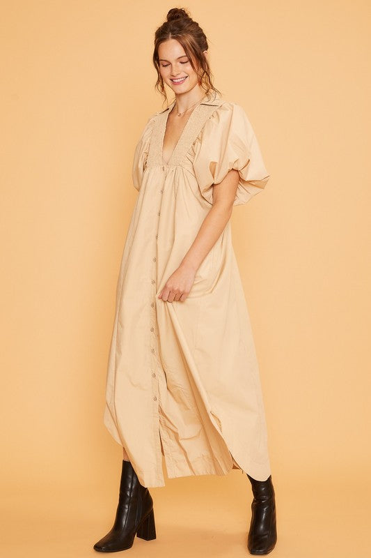 Classic Vintage Dress with a Flattering Fit