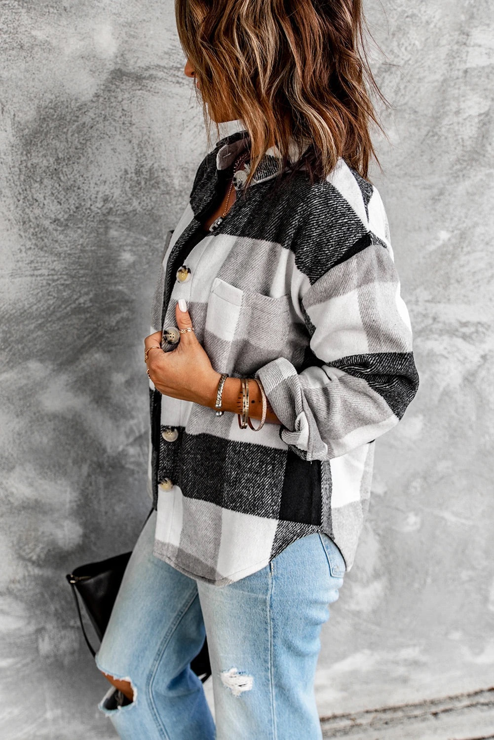Elegantly Styled Jacket for Everyday Wear