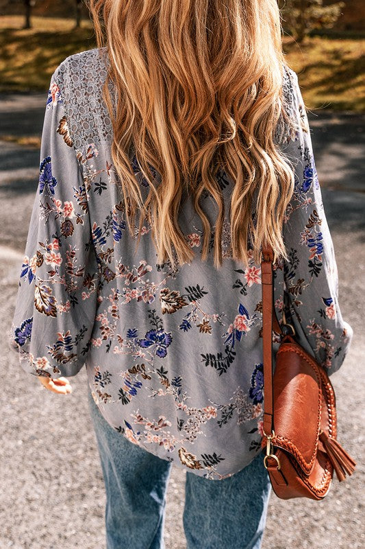 Well Tailored Blouse with a Graceful Silhouette