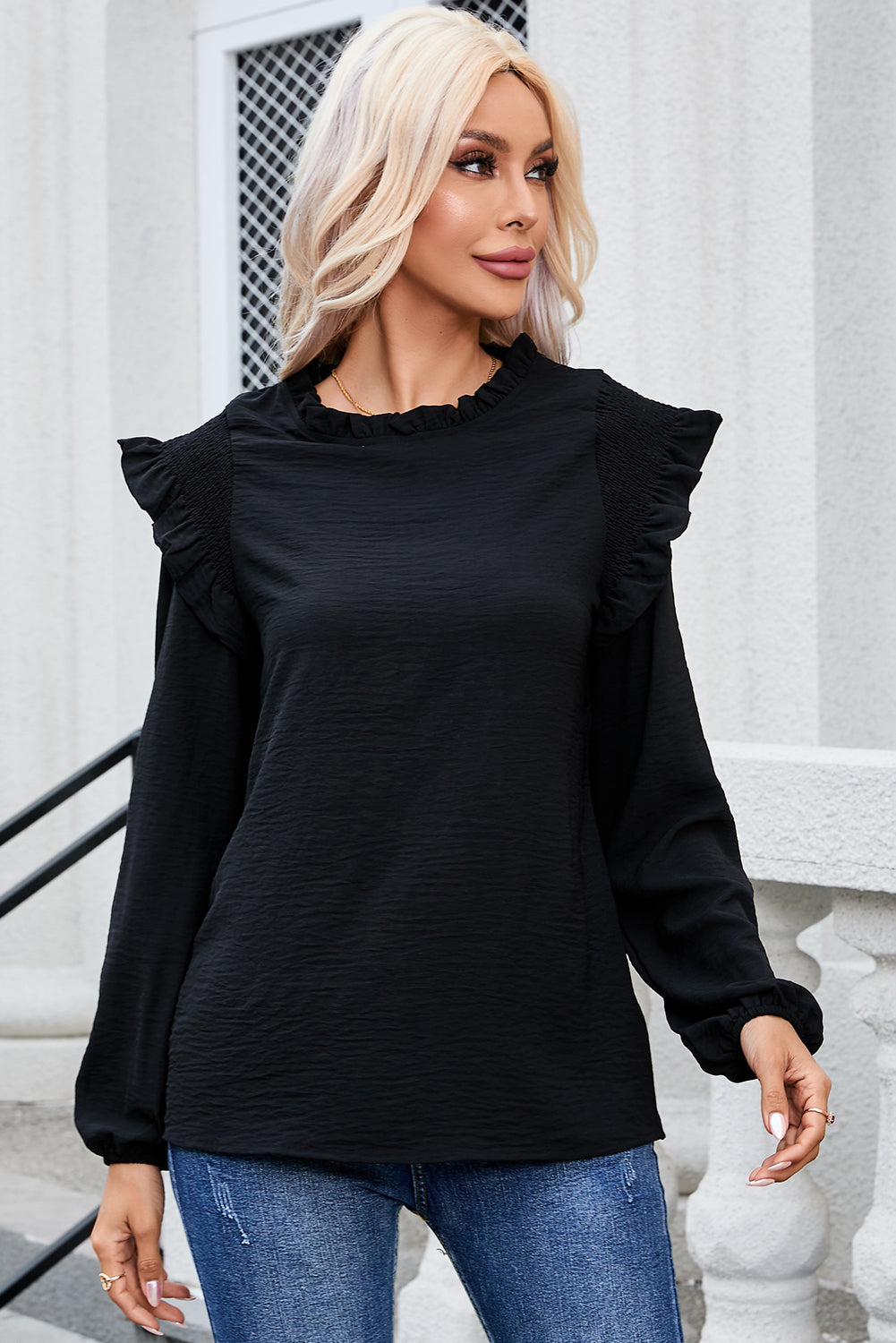 Sophisticated Blouse with a Clean Classic Look
