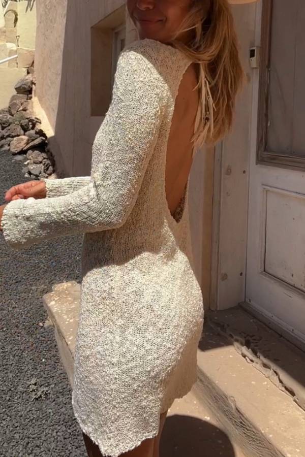 Effortlessly Elegant Dress with a Timeless Design
