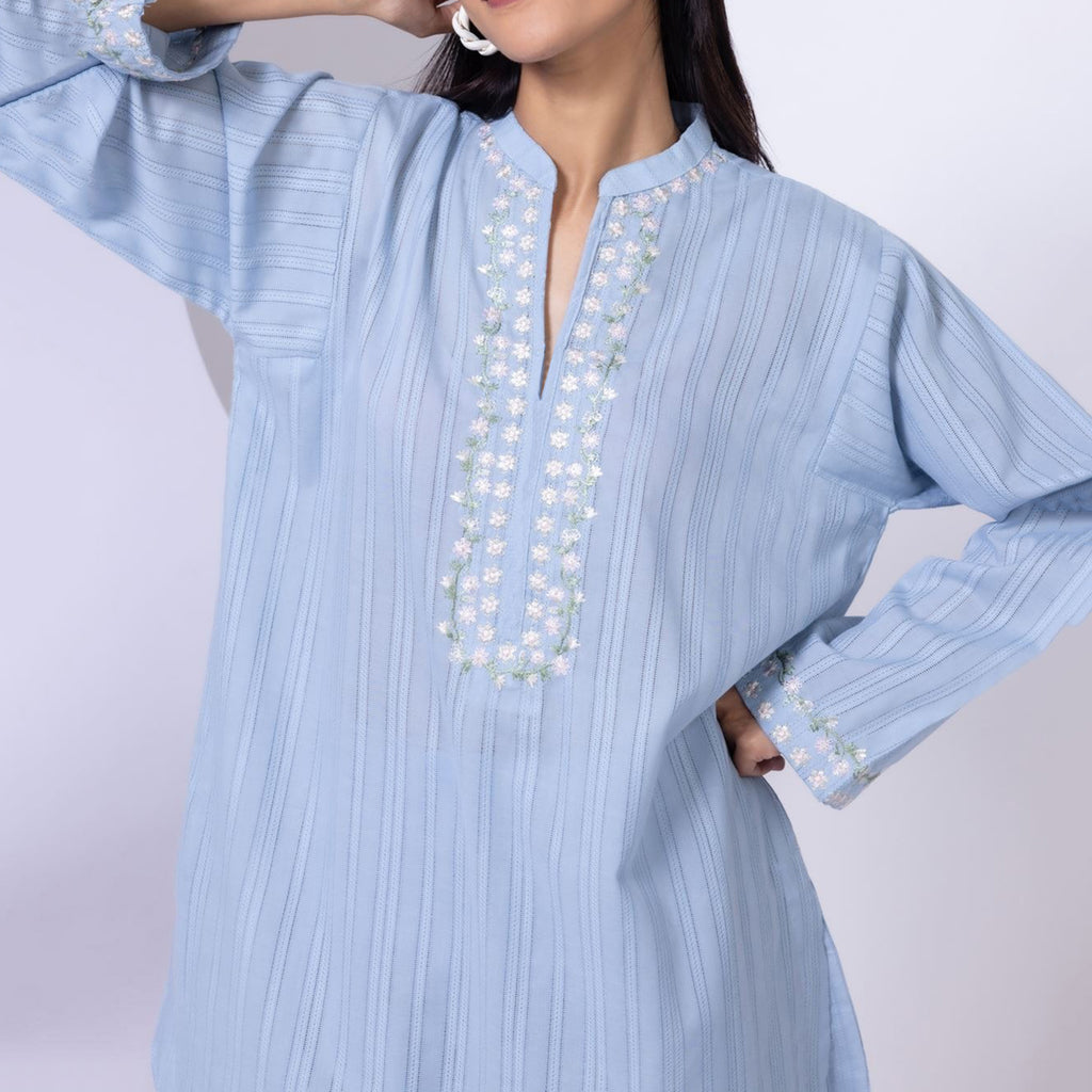 Timeless Vintage Style Shirt