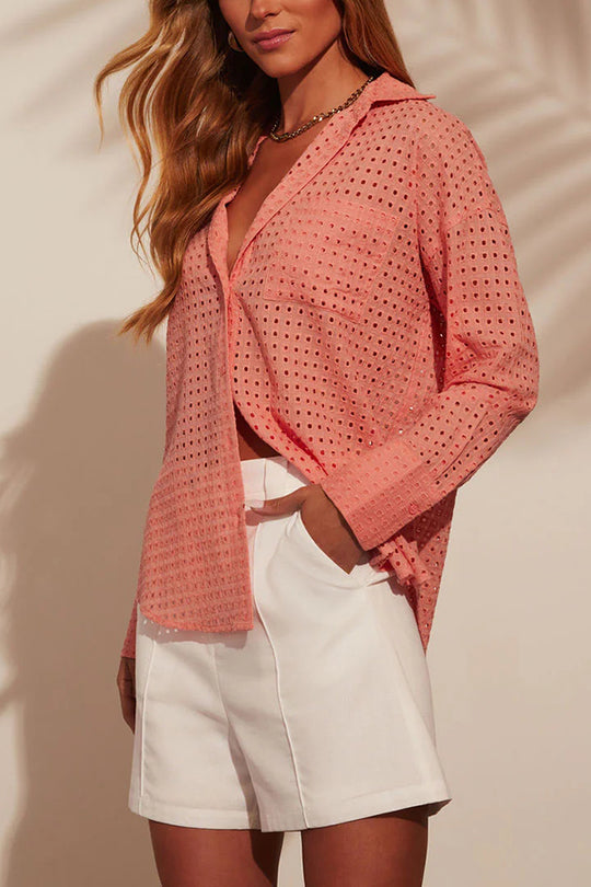 Effortlessly Elegant Shirt with a Timeless Design
