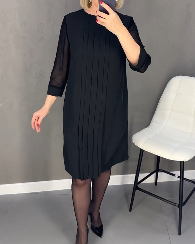 Classic Vintage & Enduringly Stylish Dress