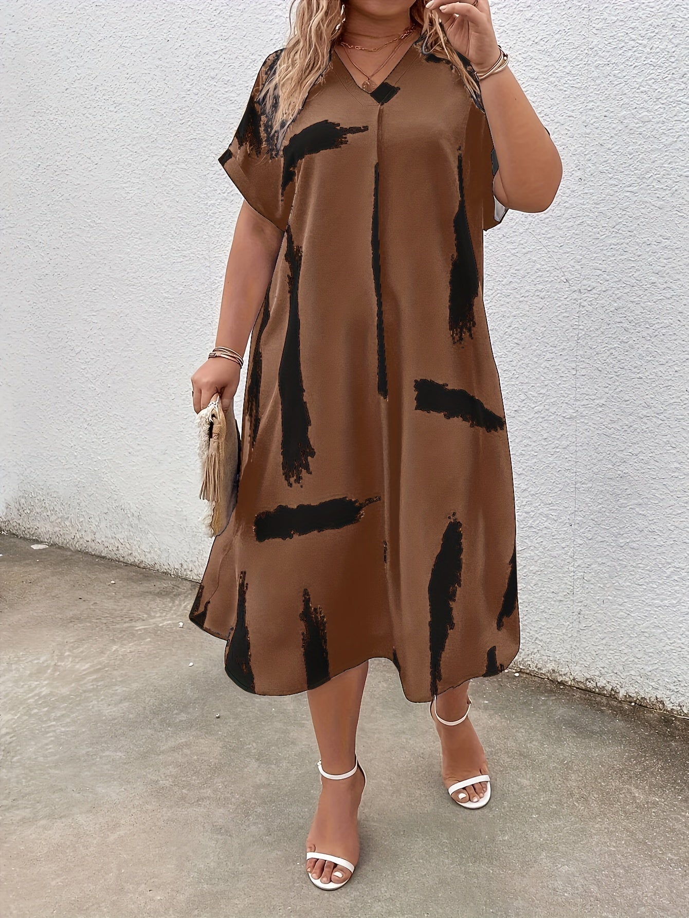Beautifully Crafted Dress in a Classic Style