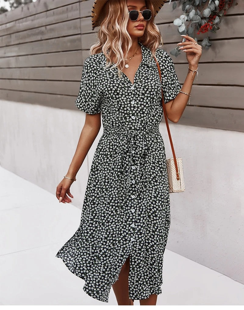 Beautifully Finished Dress in a Timeless Design