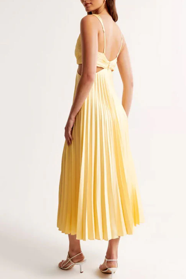 Classic Vintage & Enduringly Stylish Dress