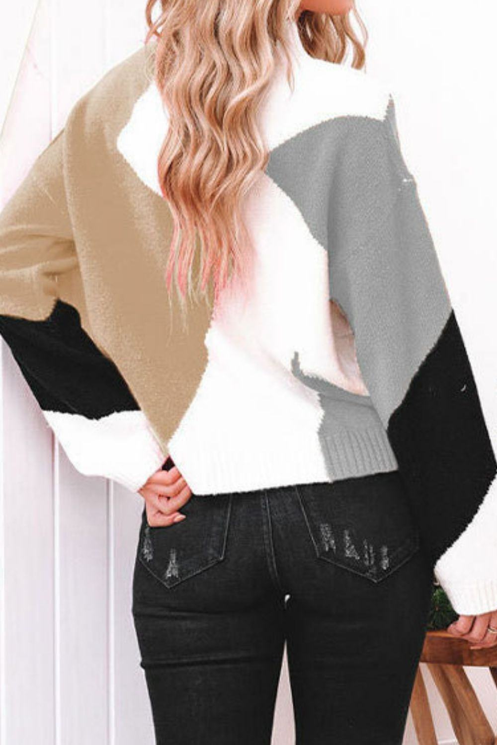 Gracefully Styled Blouse for Any Occasion