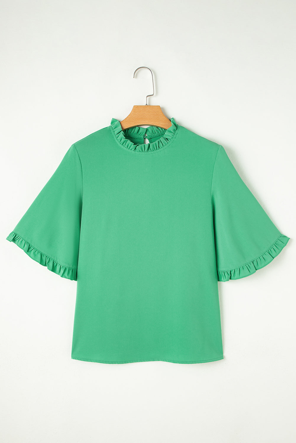 Sophisticated Blouse with a Clean Classic Look