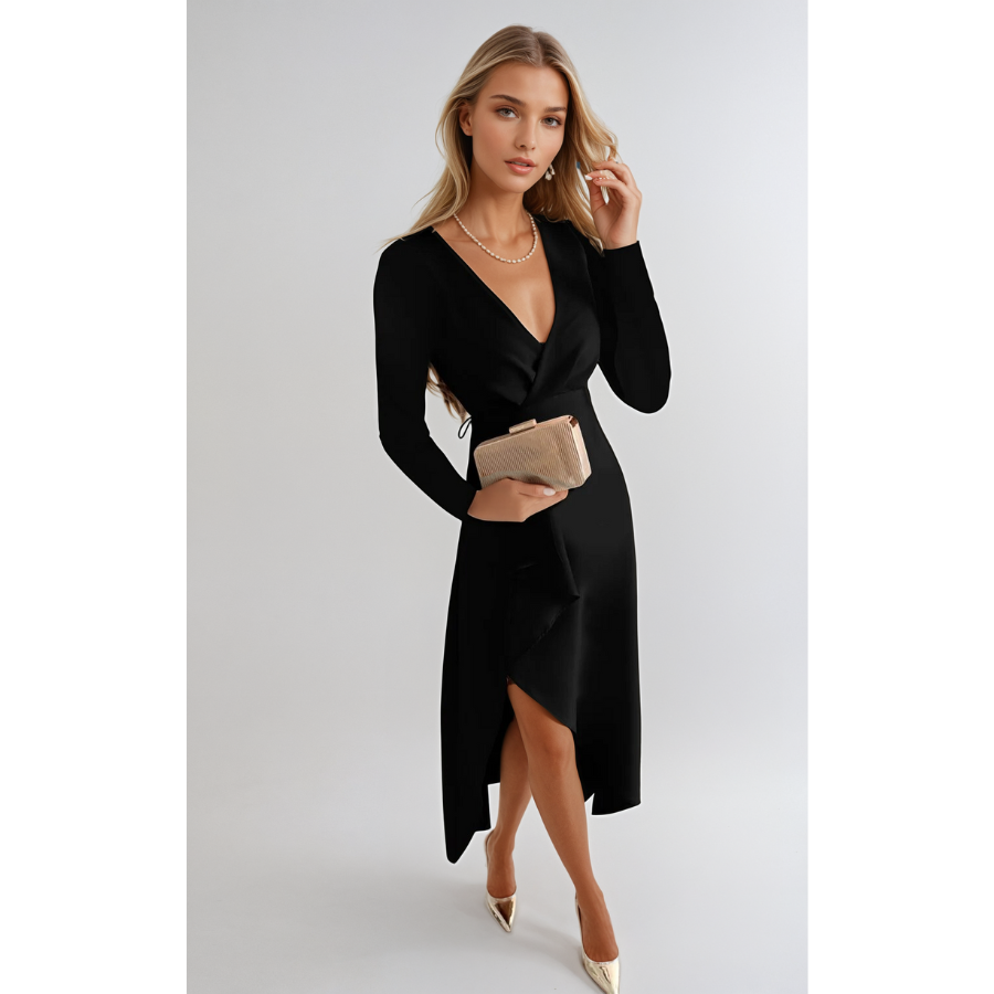 Gracefully Styled Dress for Any Occasion