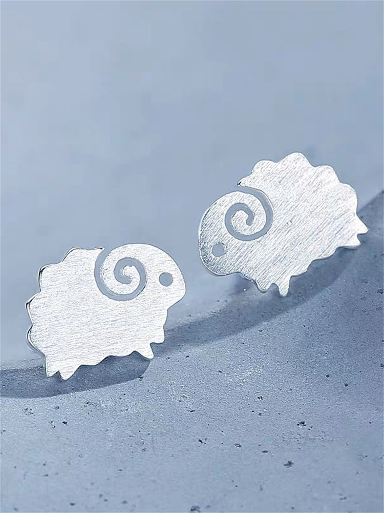 Elegant Silver Earring for Every Occasion