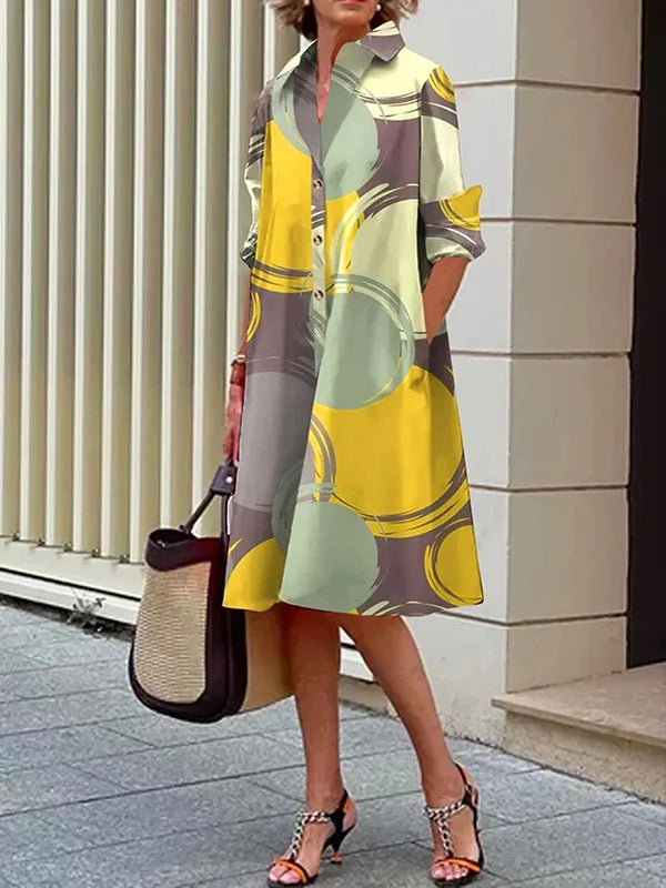 Classic Vintage Dress with a Flattering Fit