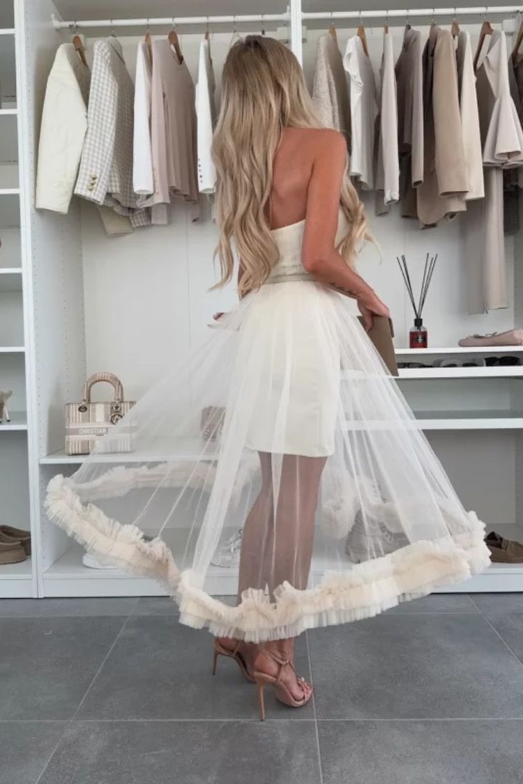 Gracefully Styled Dress for Any Occasion