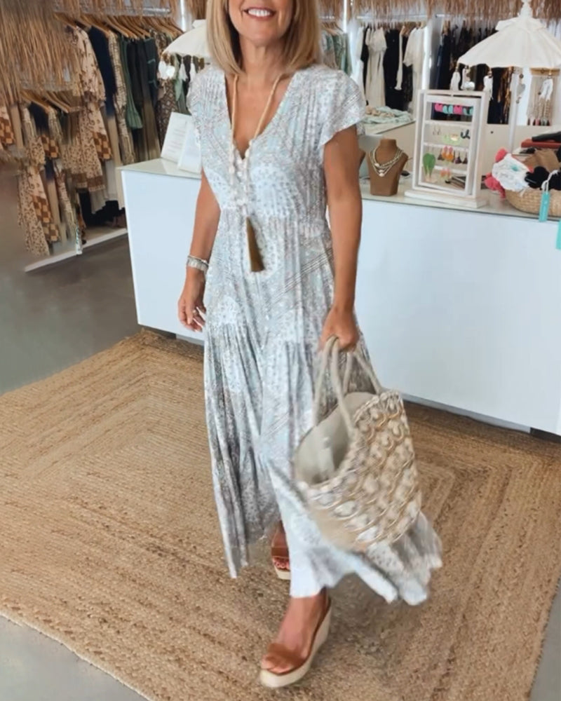 Classic Vintage & Enduringly Stylish Dress