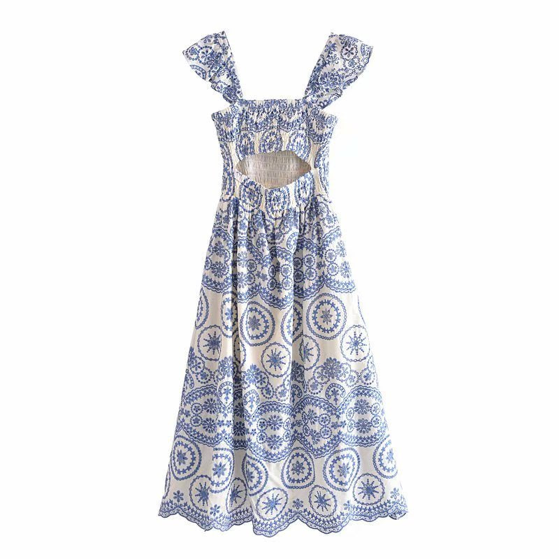 Classic Vintage Dress with a Flattering Fit