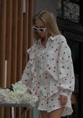 Classic Vintage Shirt with a Flattering Fit
