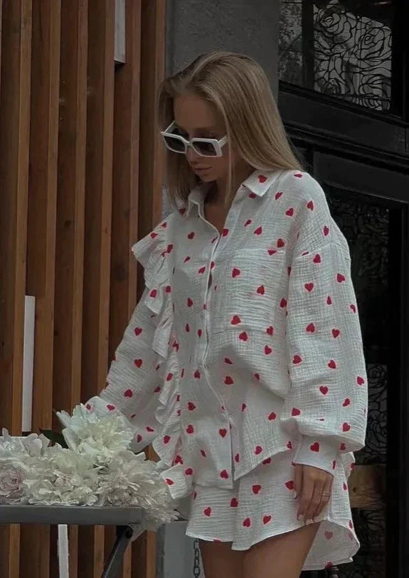 Classic Vintage Shirt with a Flattering Fit