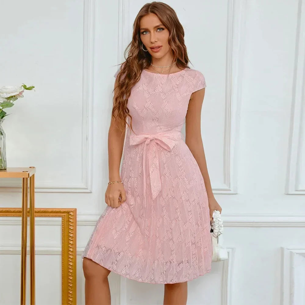 Classic Vintage Dress with a Flattering Fit