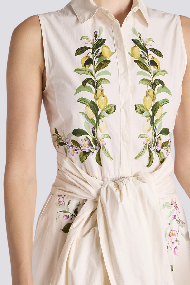 Well Tailored Dress with a Graceful Silhouette