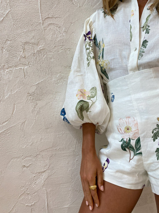Sophisticated Shirt with a Clean Classic Look