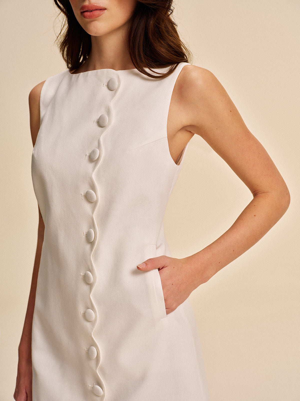 Gracefully Styled Dress for Any Occasion