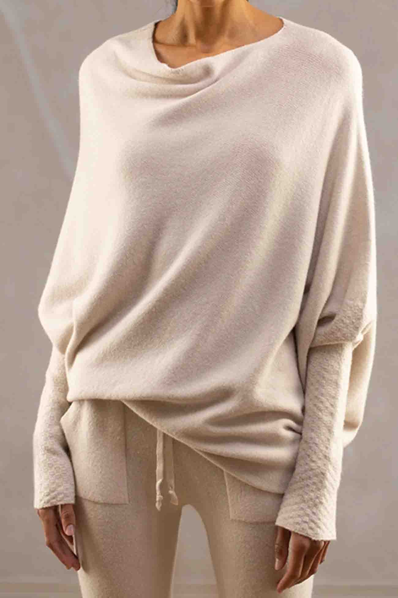 Effortlessly Elegant Shirt with a Timeless Design