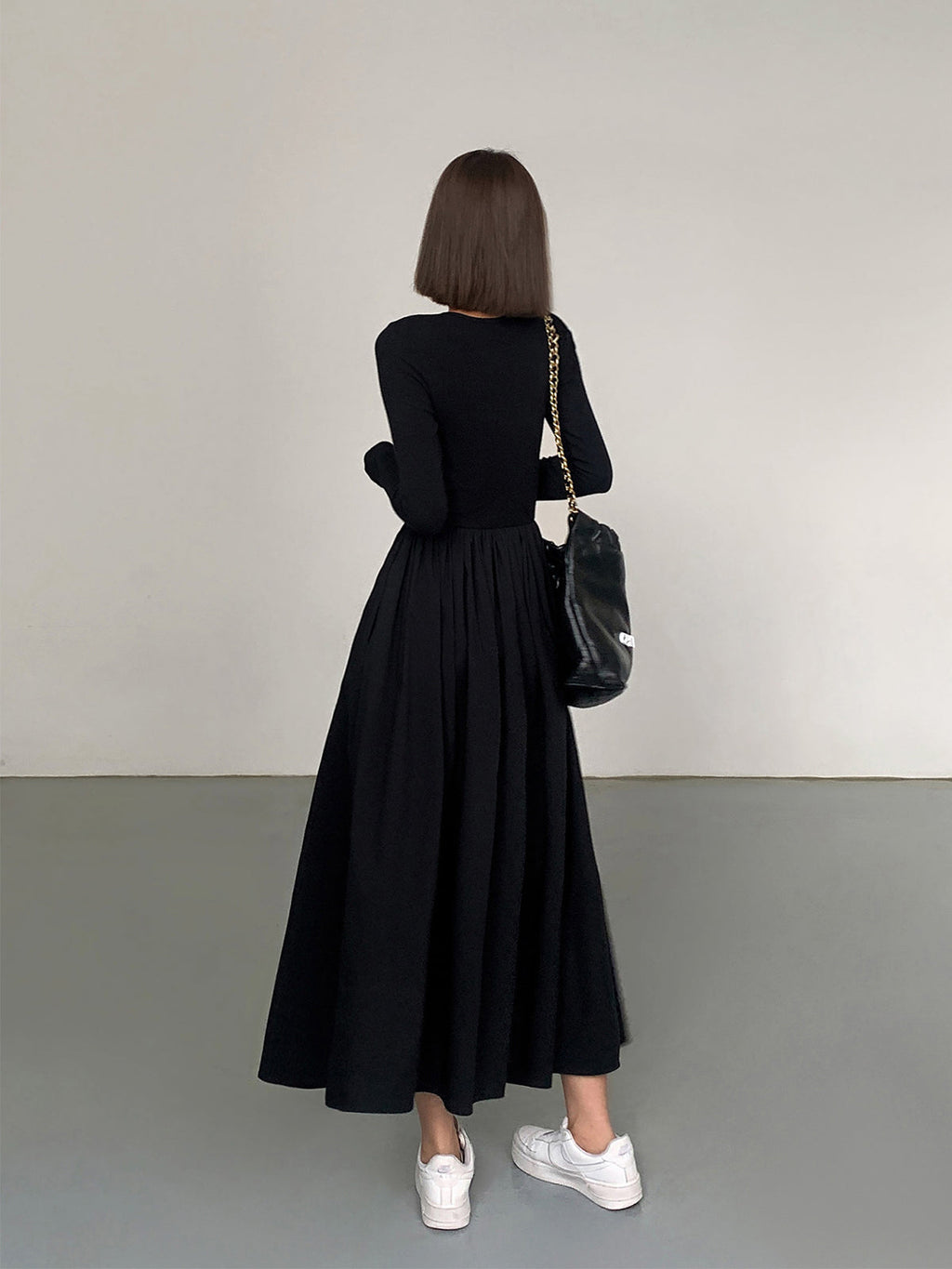 Polished Dress with an Effortless Classic Look