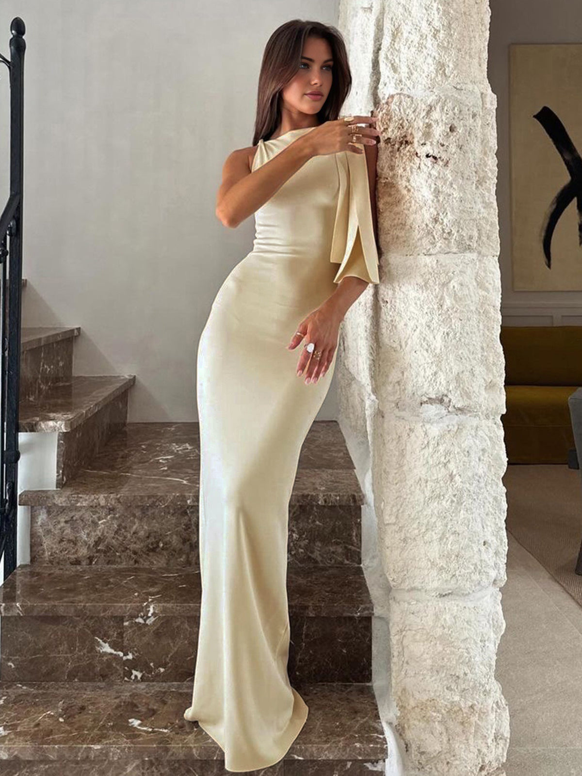 A Vintage Style Dress with Delicate Timeless Details