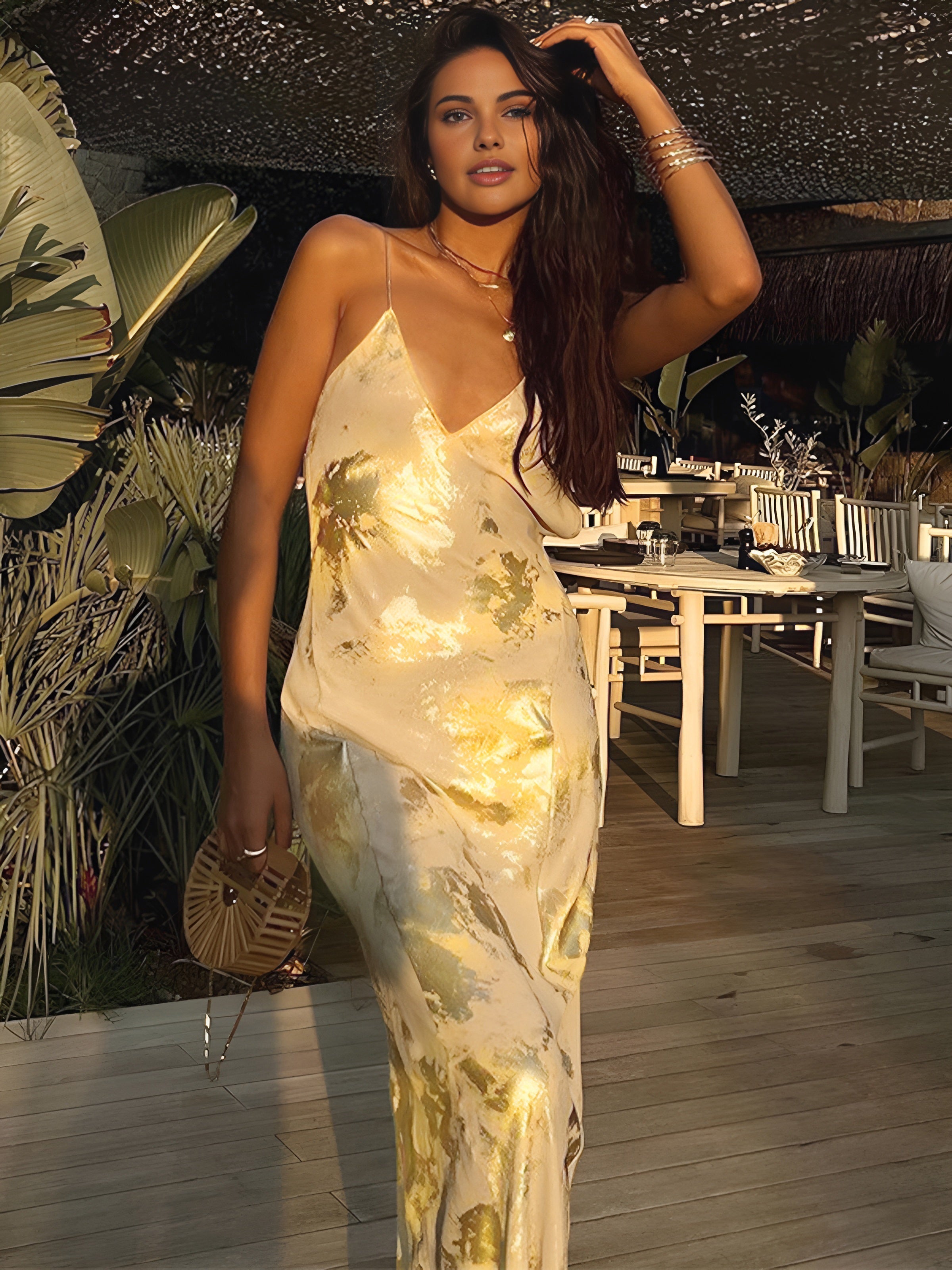 Gracefully Styled Dress for Any Occasion
