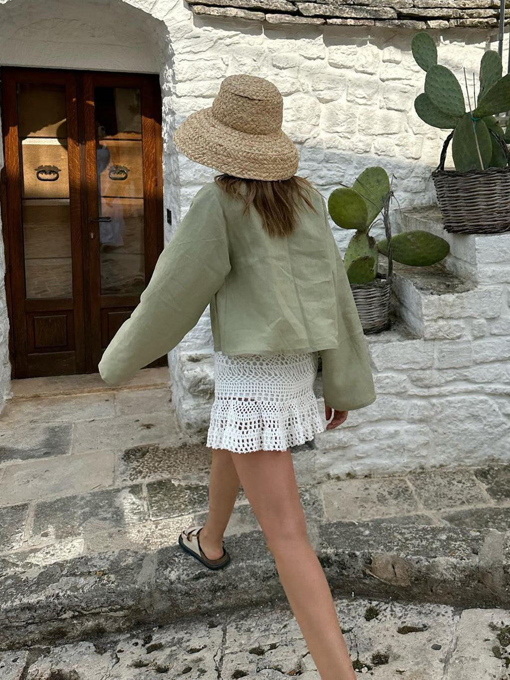 Beautifully Crafted Blouse in a Classic Style
