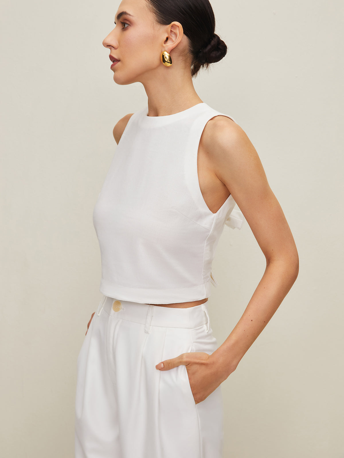 Classic Vintage Blouse with a Flattering Fit