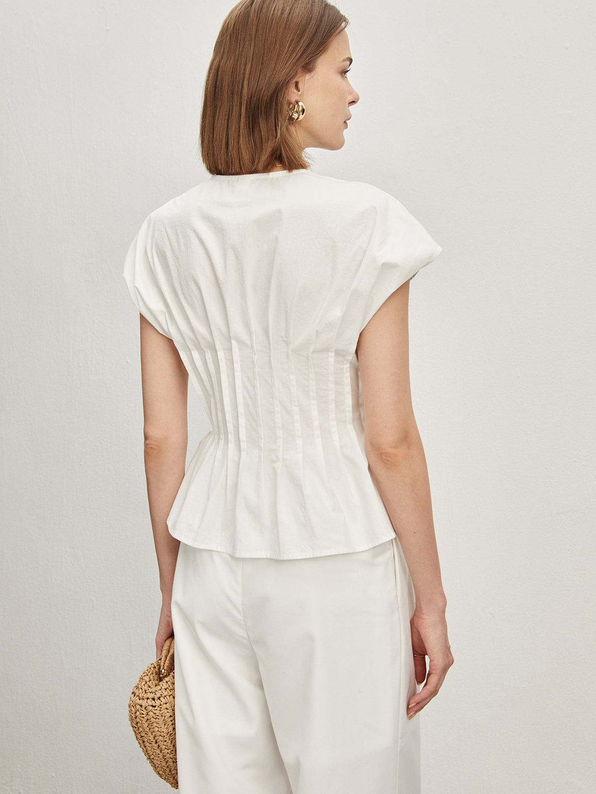 Beautifully Crafted Blouse in a Classic Style