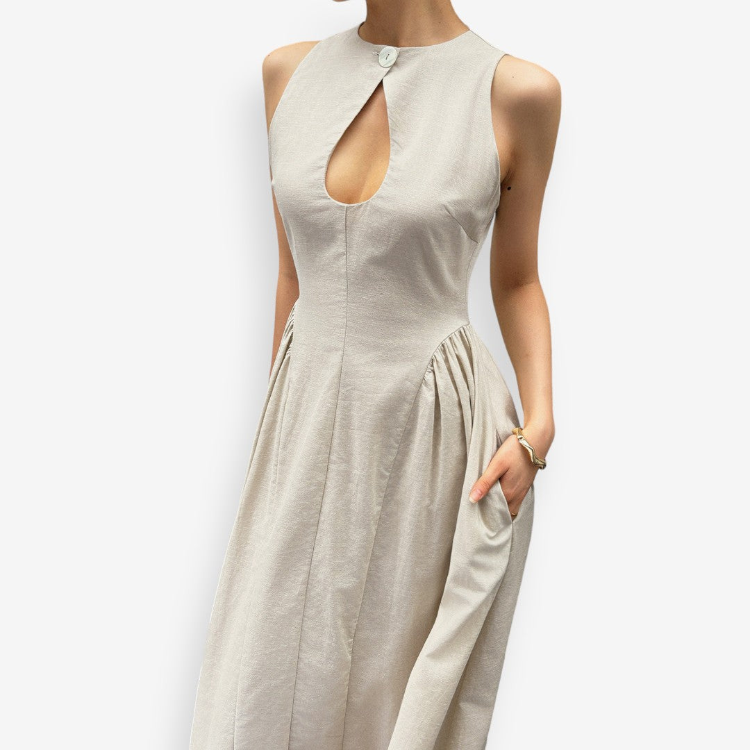 Sophisticated Dress with a Clean Classic Look