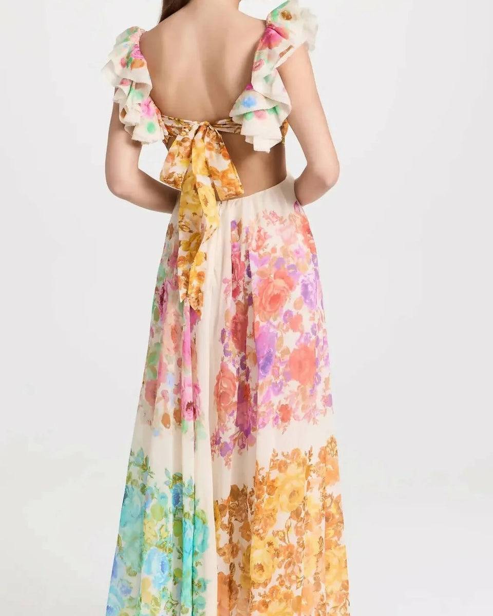 Effortlessly Elegant Dress with a Timeless Design