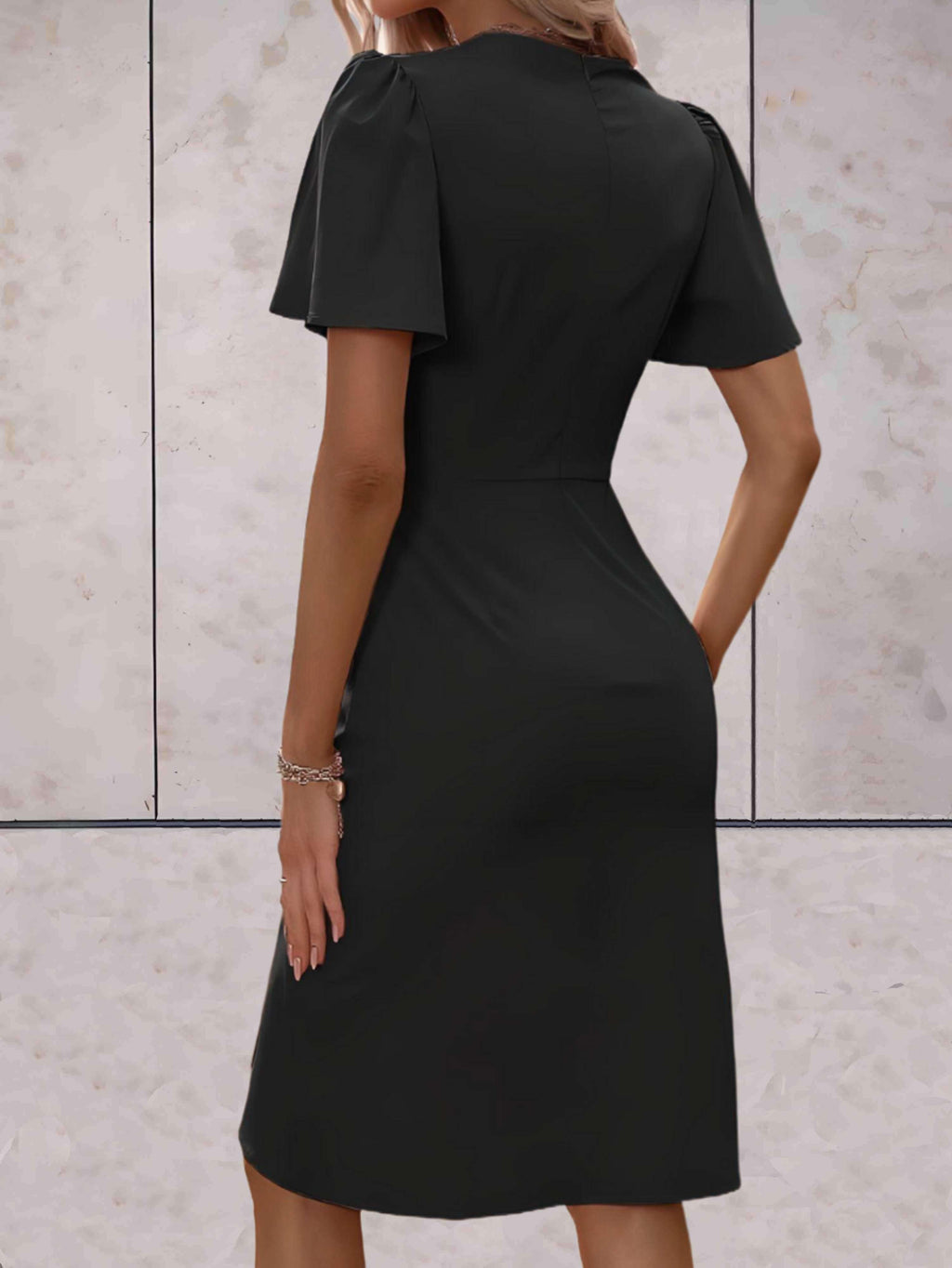 Beautifully Crafted Dress in a Classic Style