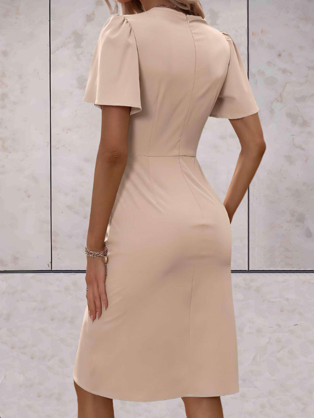 Beautifully Crafted Dress in a Classic Style