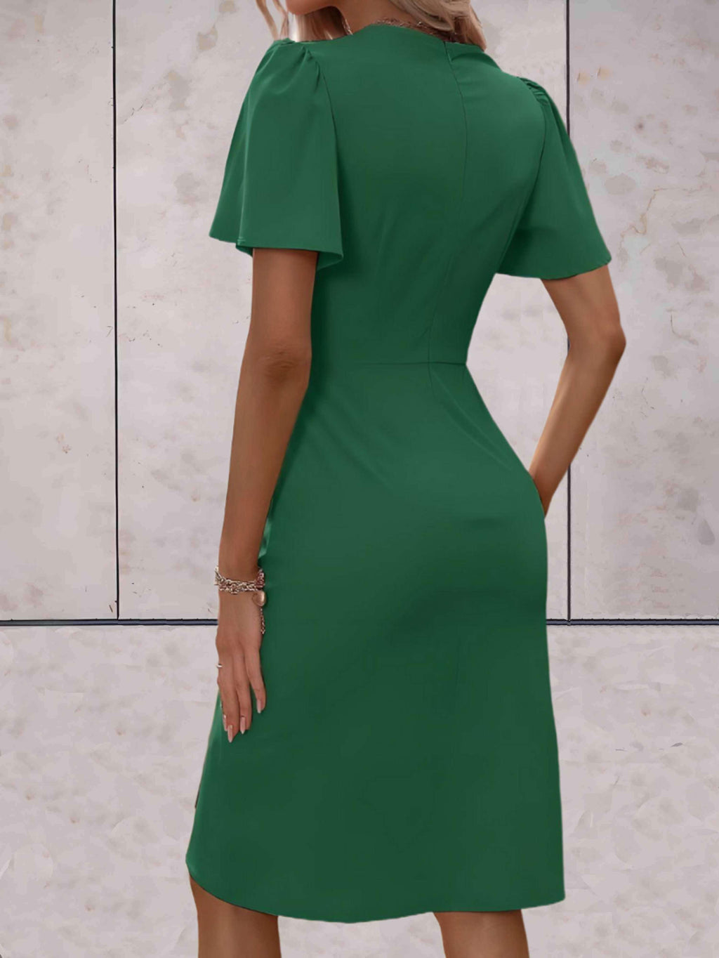 Beautifully Crafted Dress in a Classic Style